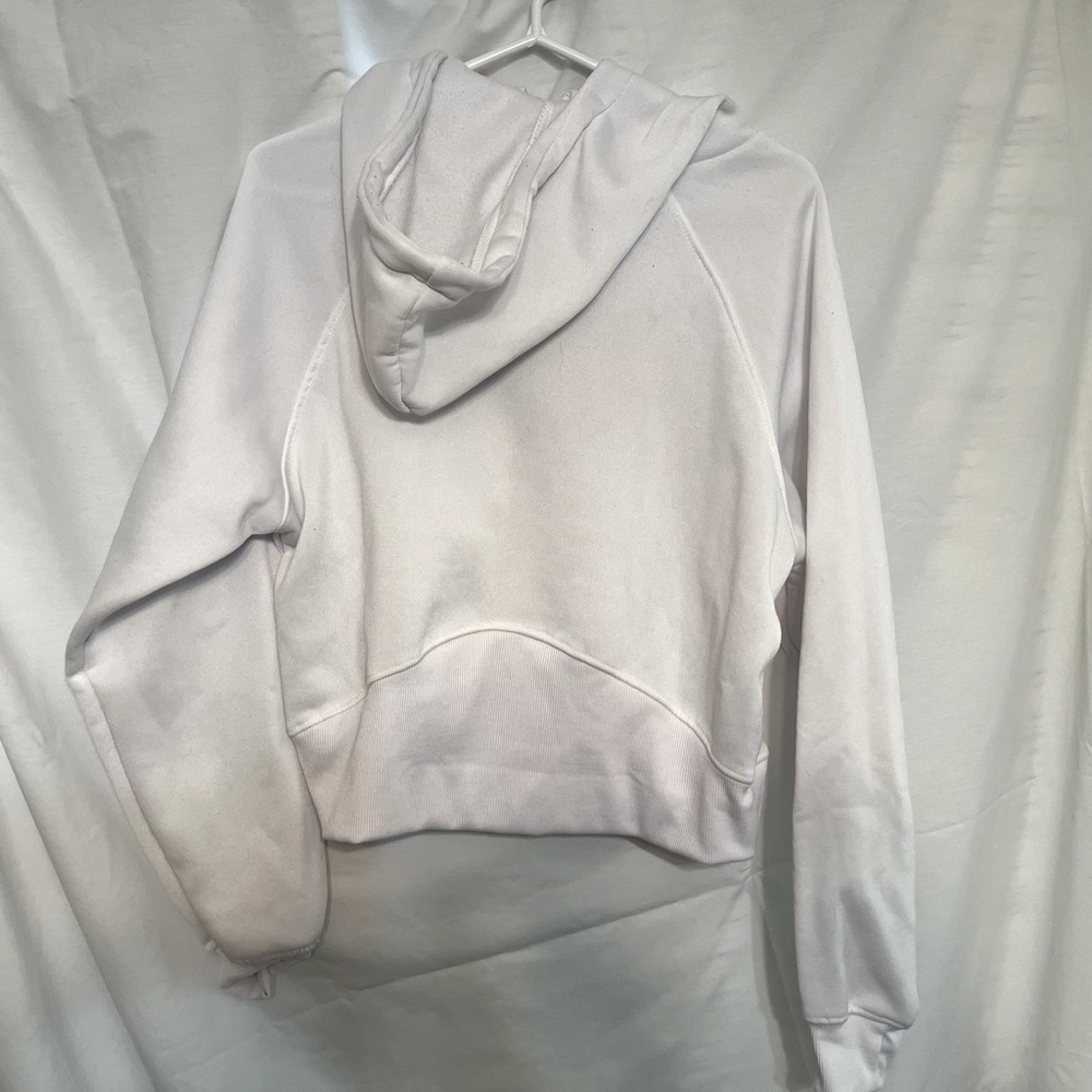 This lightweight fabric allows ease of movement -breathability & comfortability